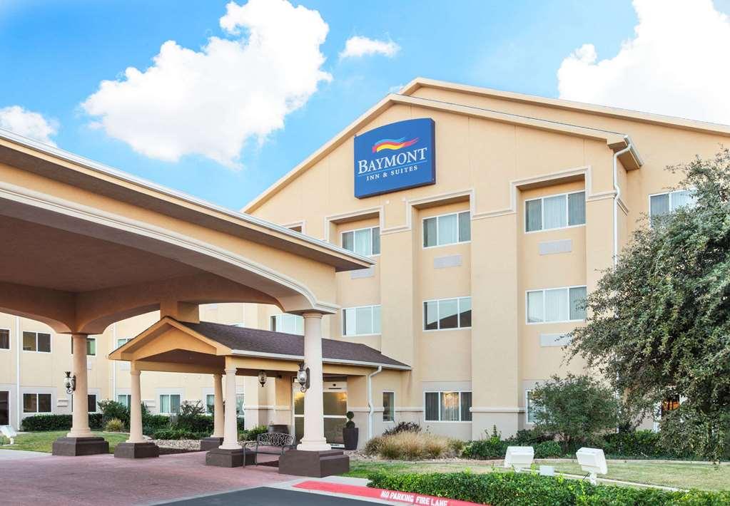 Готель Super 8 By Wyndham Lubbock West Екстер'єр фото